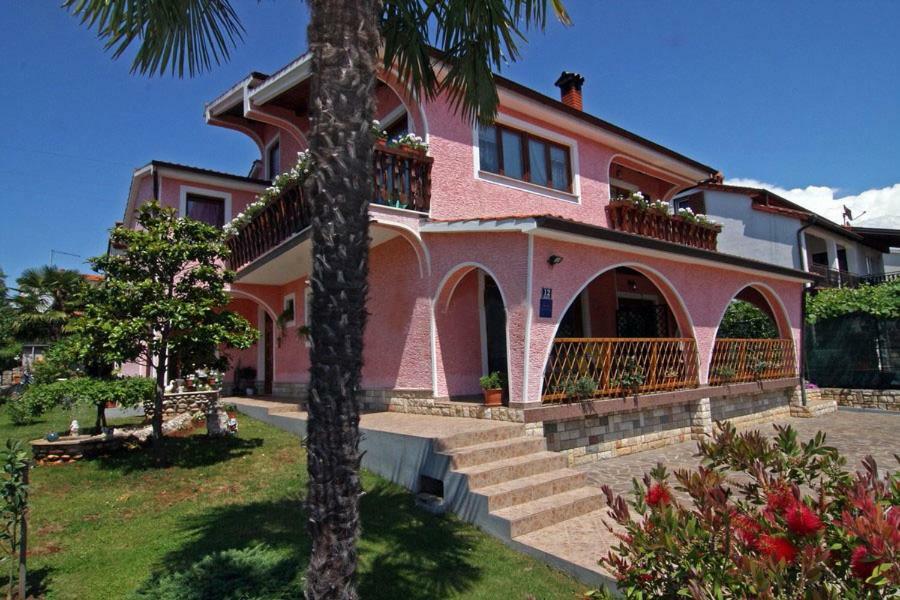Apartments Darinka Пореч Экстерьер фото