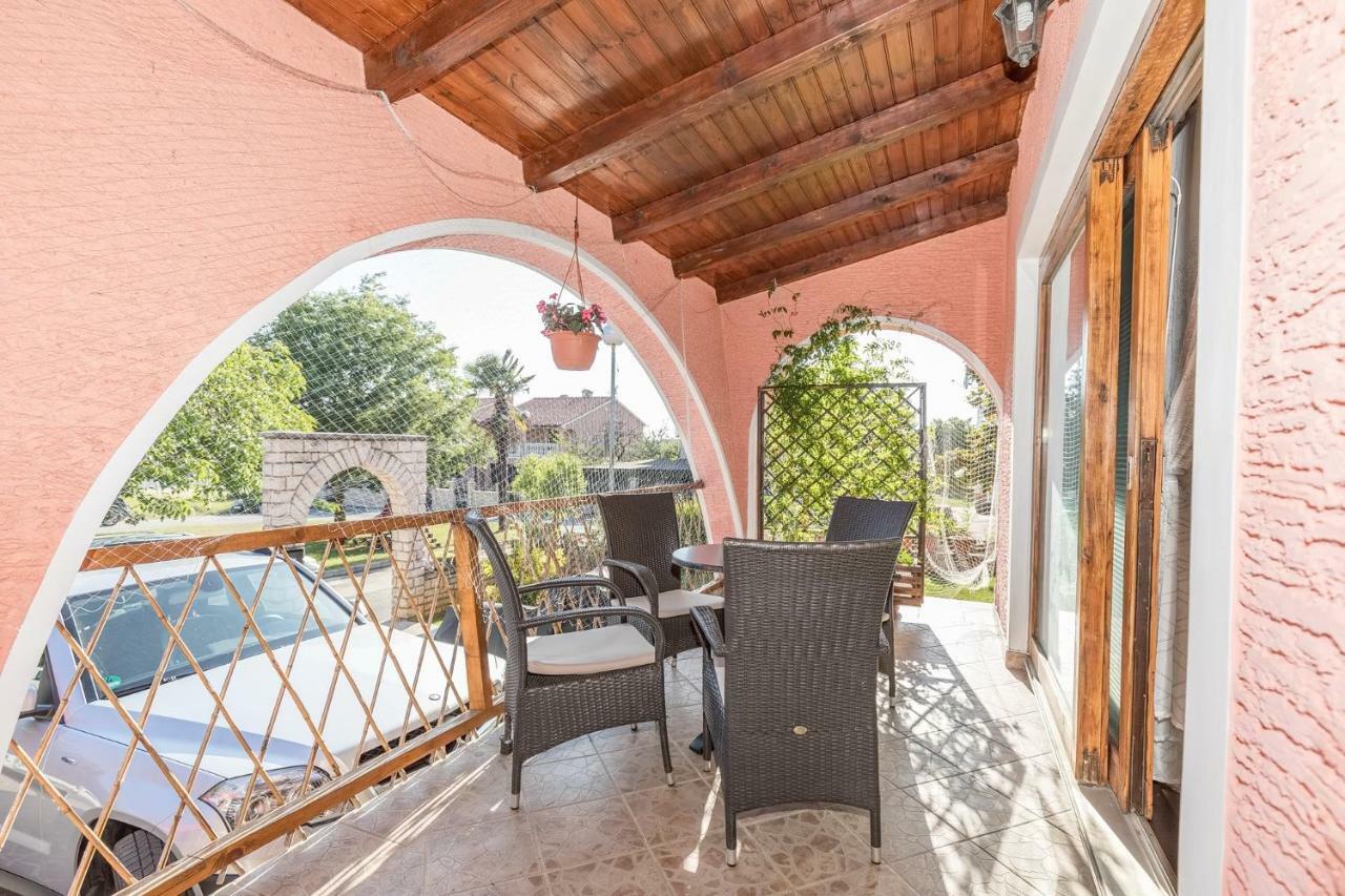 Apartments Darinka Пореч Экстерьер фото